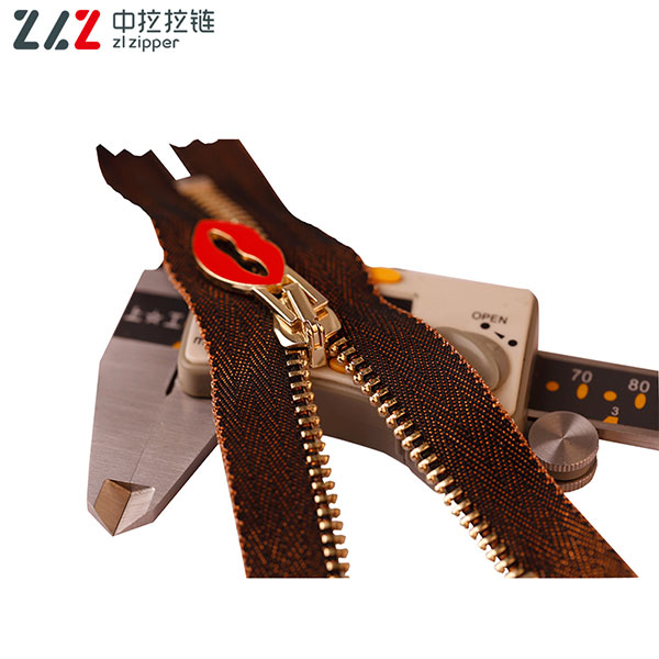 5-y-style-teethmetal-zipper 04